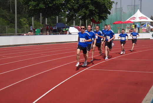 Das 800m Team beim Wettkampf
